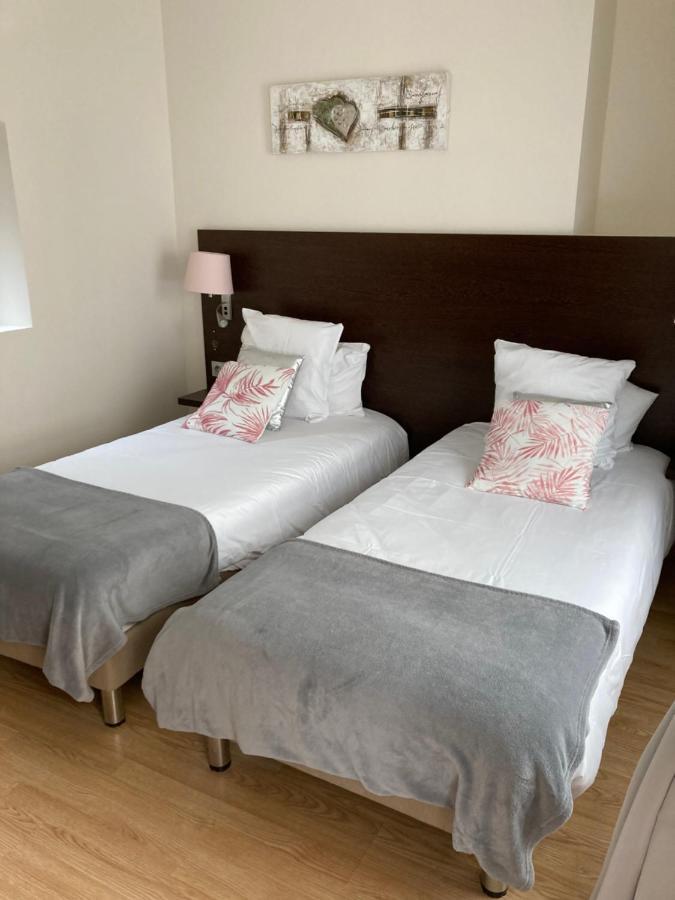 Hotel Le Saint Patrice Байо Екстер'єр фото