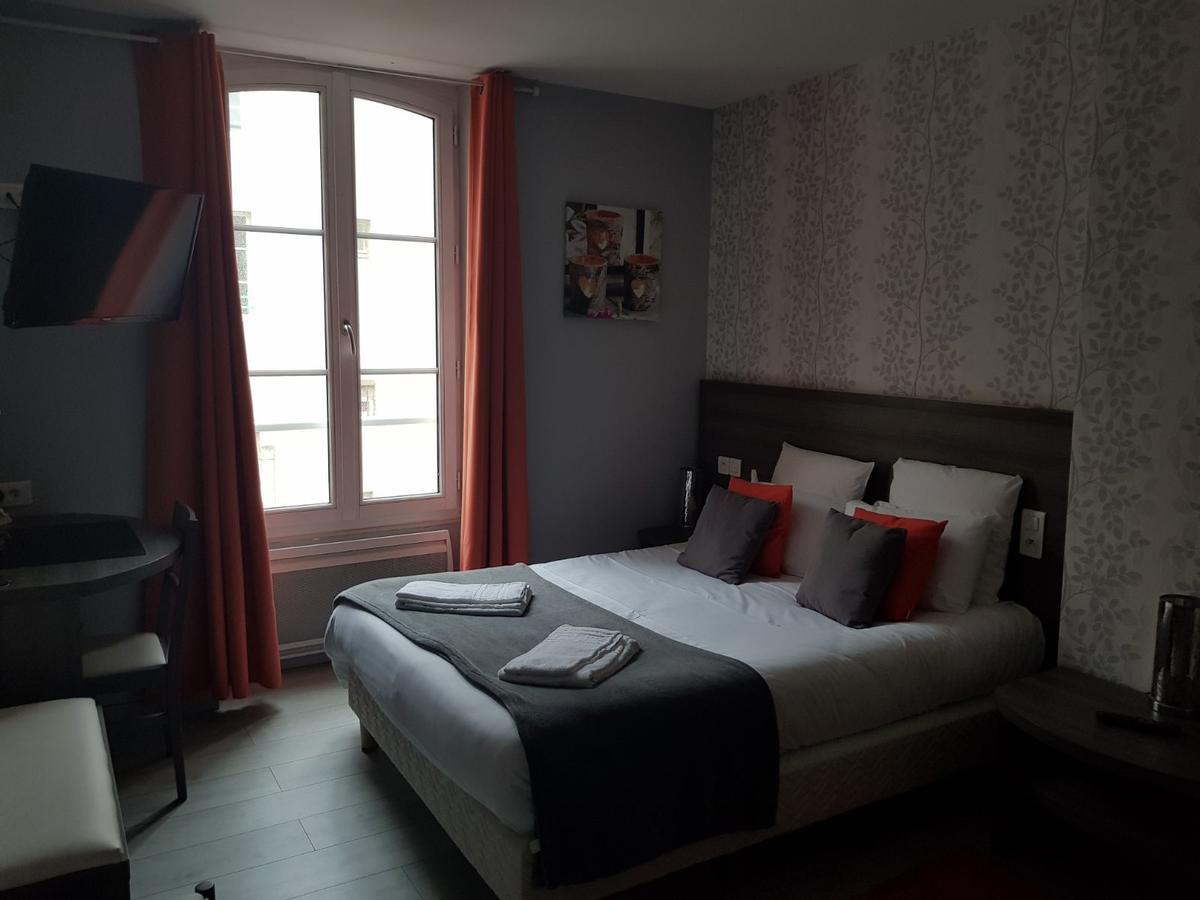 Hotel Le Saint Patrice Байо Екстер'єр фото